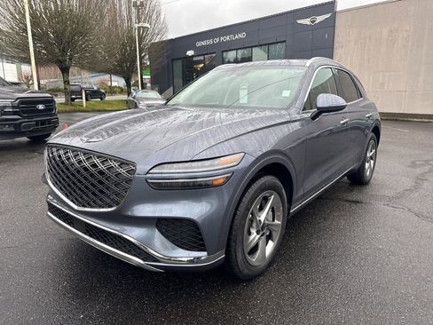 New 2026 Genesis GV70 2.5T Select w/ G1 Accessory Package AWD/4WD image 3