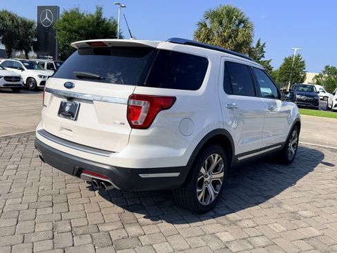 Used 2019 Ford Explorer Platinum AWD/4WD image 9