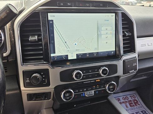 Used 2022 Ford F250 Lariat w/ Black Appearance Package AWD/4WD image 19