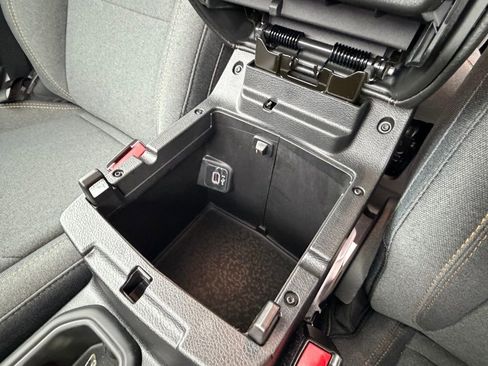 Certified 2025 Jeep Wrangler Sahara 4xe w/ Safety Group image 28