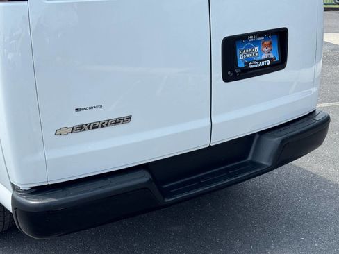 Used 2021 Chevrolet Express 2500 w/ Driver Convenience Package RWD image 41