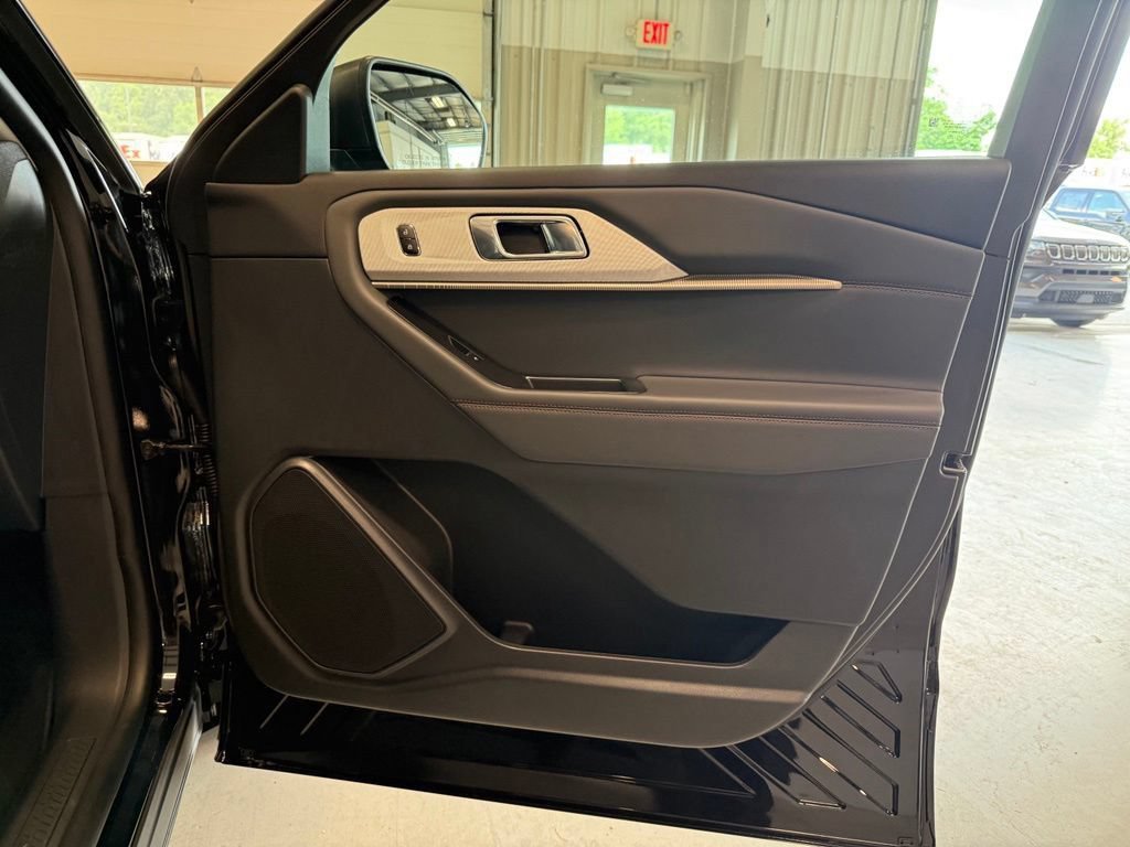 New 2026 Ford Explorer Active w/ Active Comfort Package AWD/4WD image 36