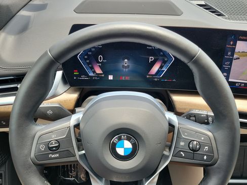Used 2025 BMW X1 xDrive28i w/ Technology Package AWD/4WD image 23