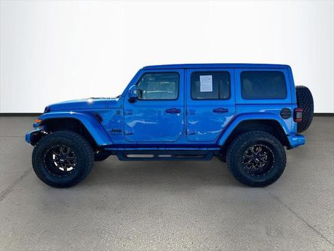 Certified 2022 Jeep Wrangler Unlimited Sahara AWD/4WD image 4