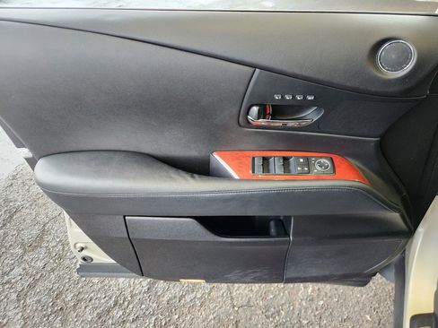 Used 2011 Lexus RX 350 AWD w/ Premium Pkg image 10