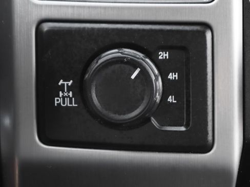 Used 2020 Ford F350 Platinum AWD/4WD image 35