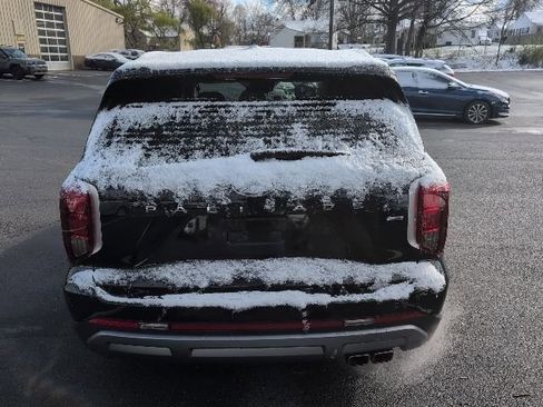 Used 2024 Hyundai Palisade Limited image 6