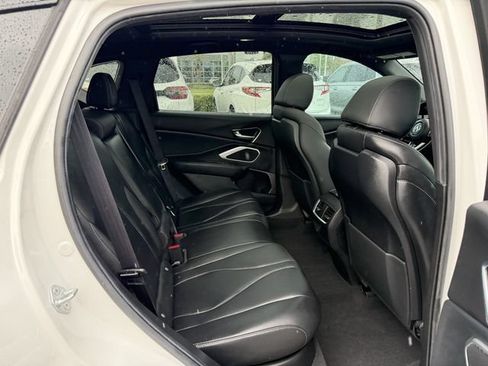 Certified 2025 Acura RDX SH-AWD image 18