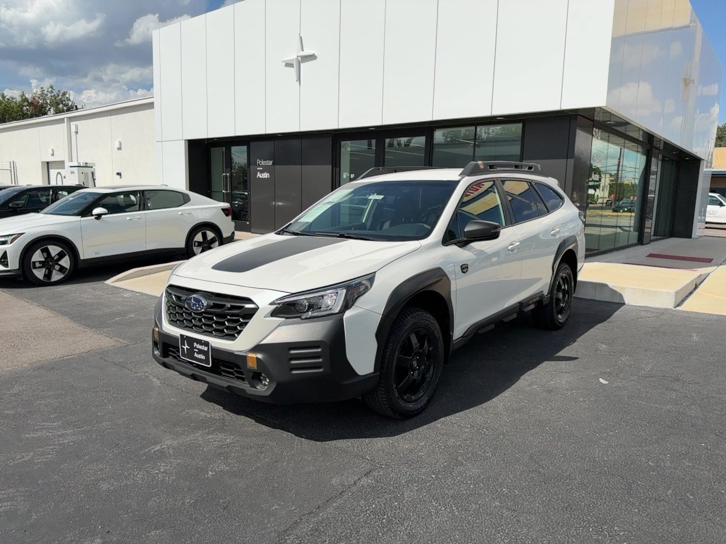 Used 2022 Subaru Outback Wilderness w/ Wilderness Package AWD/4WD image 2