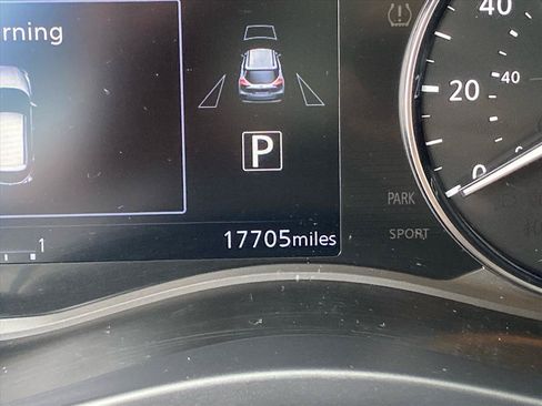 Used 2023 Nissan Kicks SV FWD image 17