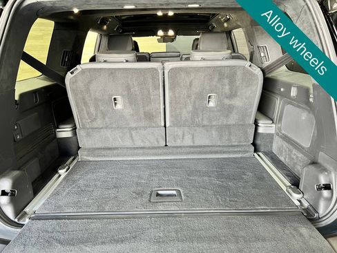 Used 2024 Rivian R1S Adventure AWD/4WD image 20