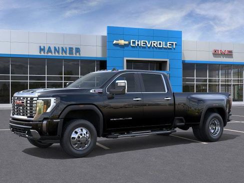 New 2026 GMC Sierra 3500 Denali w/ Denali Reserve Package image 2