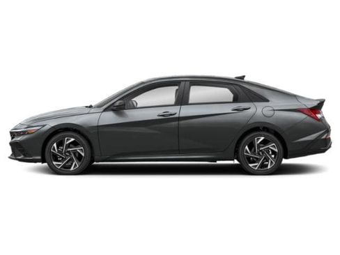 New 2026 Hyundai Elantra Sport image 2