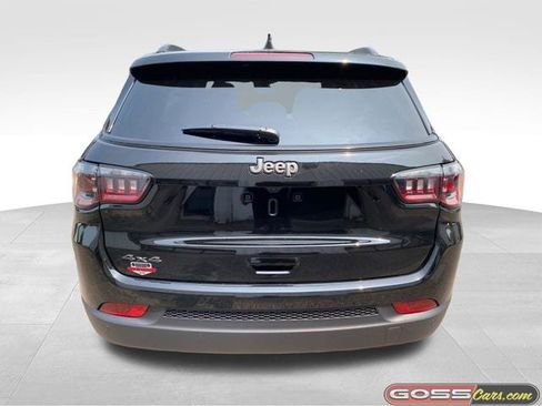 New 2025 Jeep Compass Limited w/ Sun & Sound Group image 4