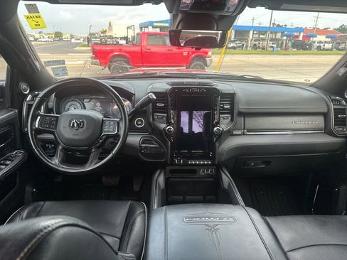 Used 2022 RAM 2500 Limited AWD/4WD image 9