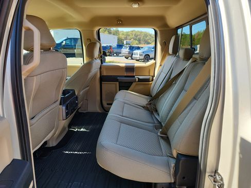 Used 2018 Ford F150 XLT w/ Equipment Group 302A Luxury image 41