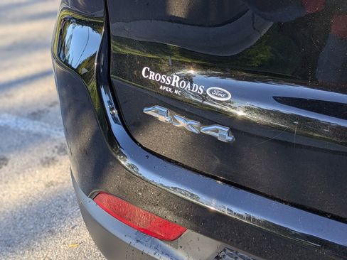 Used 2022 Jeep Compass Latitude image 33