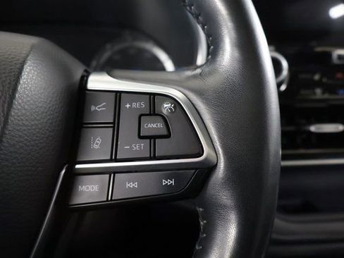 Used 2021 Toyota Highlander Platinum image 21