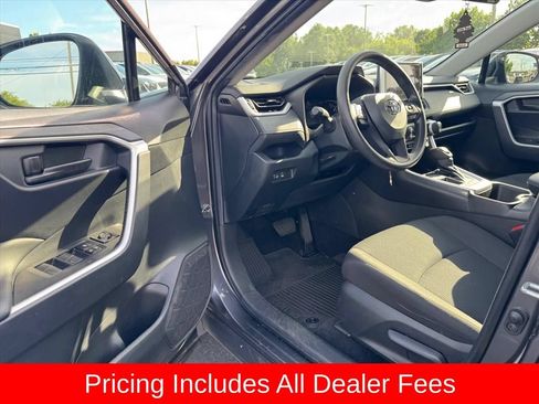 Used 2024 Toyota RAV4 LE FWD image 13
