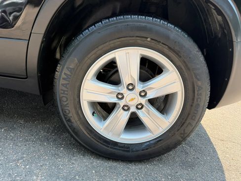Used 2019 Chevrolet Trax LT w/ LT Convenience Package FWD image 31