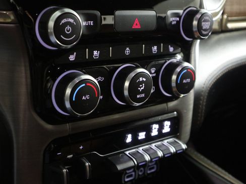 Used 2022 RAM 1500 Limited AWD/4WD image 26