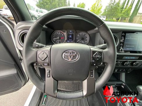 Used 2023 Toyota Tacoma TRD Off-Road w/ Technology Package AWD/4WD image 35