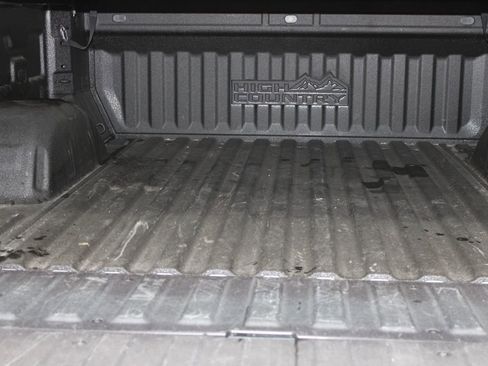 Used 2024 Chevrolet Silverado 1500 High Country w/ High Country Premium Package image 18