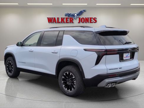 New 2026 Chevrolet Traverse Z71 w/ Enhanced Driving Package image 5