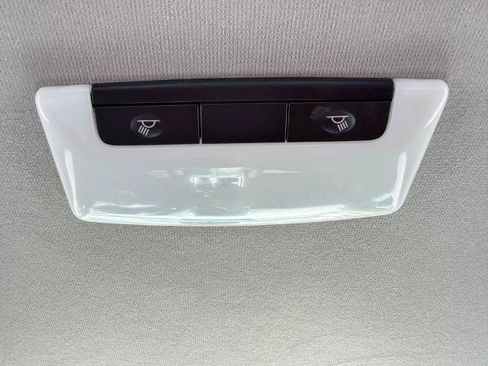 Certified 2021 Nissan Sentra SV FWD image 27