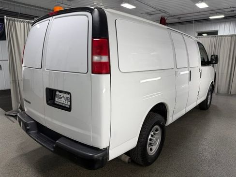 Used 2019 Chevrolet Express 2500 w/ Driver Convenience Package RWD image 4