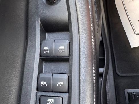 Used 2023 Jeep Grand Cherokee L Laredo AWD/4WD image 24
