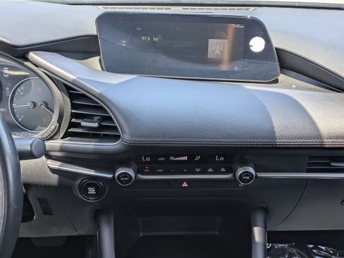 Used 2024 MAZDA MAZDA3 s FWD image 18
