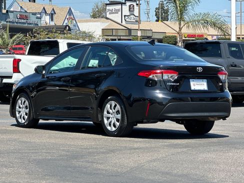 Used 2025 Toyota Corolla LE FWD image 3