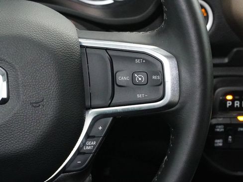 Used 2024 RAM 2500 Laramie image 22