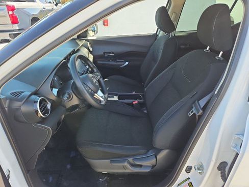 Used 2024 Nissan Kicks SV FWD image 18