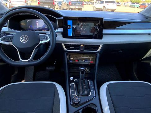 New 2026 Volkswagen Taos SE AWD/4WD image 5