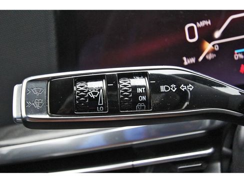 Used 2025 Cadillac Escalade IQ Sport 1 w/ Smart Trailering package image 17