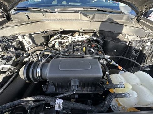 Certified 2022 Ford Explorer XLT image 32