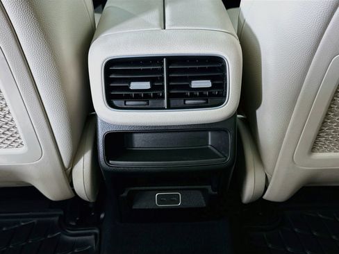 Certified 2025 Mercedes-Benz GLE 350 4MATIC image 28