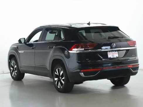 Used 2023 Volkswagen Atlas Cross Sport SE AWD/4WD image 41