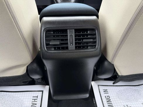 Used 2015 Honda CR-V LX image 22