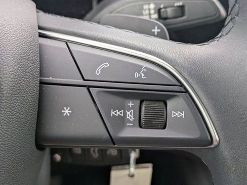 Used 2025 Audi Q3 2.0T Premium image 22