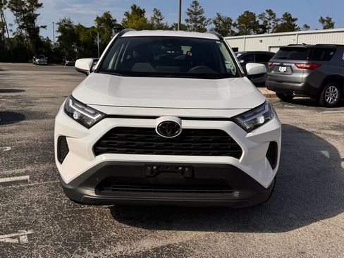 Used 2024 Toyota RAV4 XLE FWD image 2
