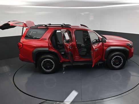 Used 2025 Toyota 4Runner TRD Off-Road Premium w/ Tow Technology Package AWD/4WD image 23