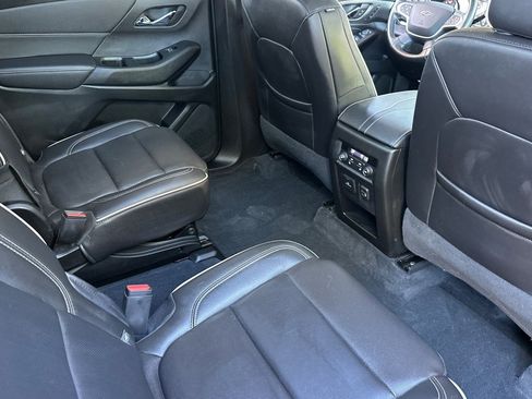 Used 2023 Chevrolet Traverse Premier w/ Redline Edition image 14