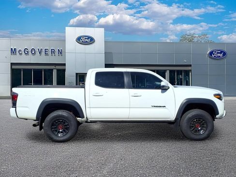 Used 2023 Toyota Tacoma TRD Pro AWD/4WD image 5