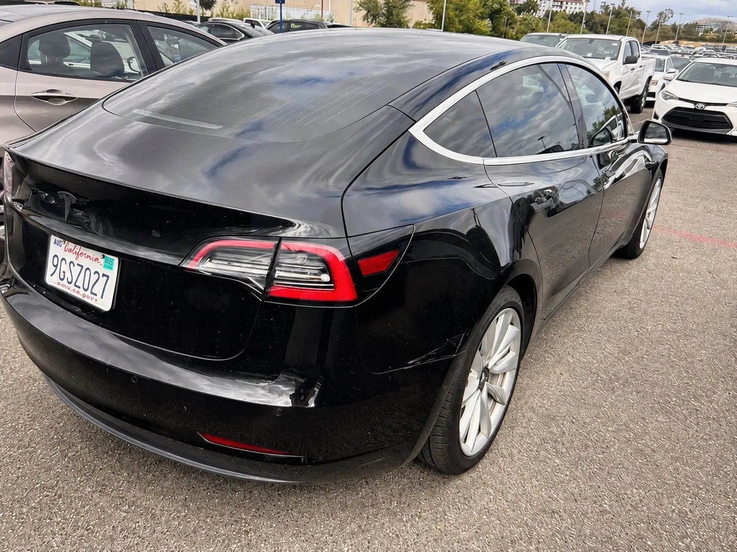 Used 2019 Tesla Model 3 RWD image 4