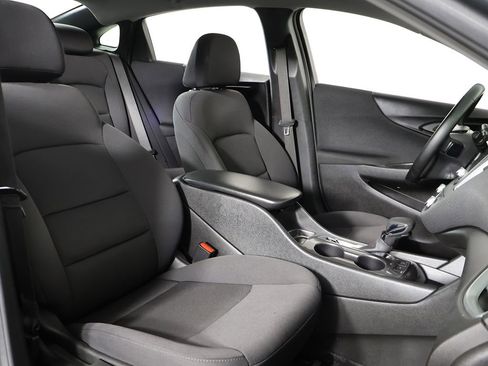 Used 2024 Chevrolet Malibu RS FWD image 25