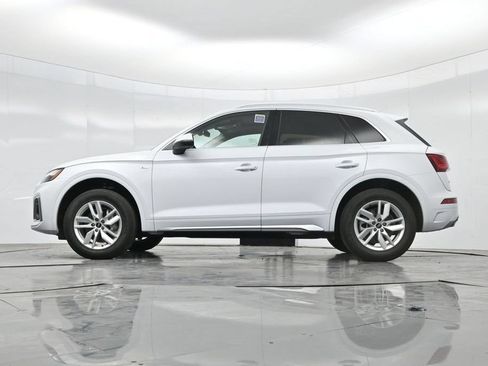 Used 2023 Audi Q5 2.0T Premium w/ Convenience Package AWD/4WD image 58