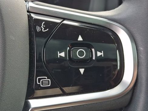 Certified 2023 Volvo XC60 B5 Plus w/ Climate Package AWD/4WD image 24